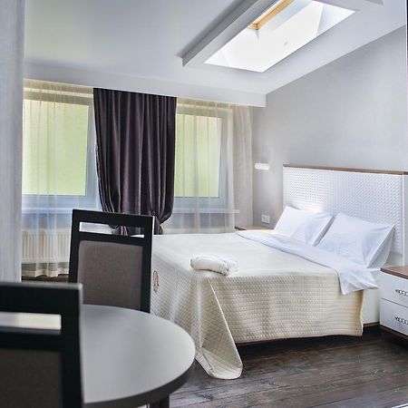 Apart Hotel Kvartira 1 Odessa Esterno foto