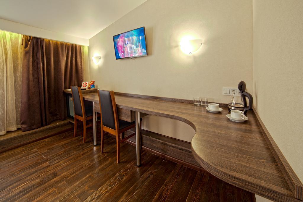 Apart Hotel Kvartira 1 Odessa Esterno foto