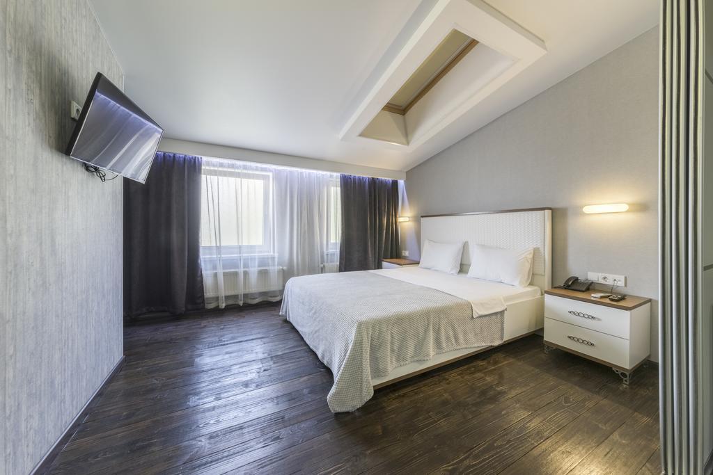 Apart Hotel Kvartira 1 Odessa Esterno foto
